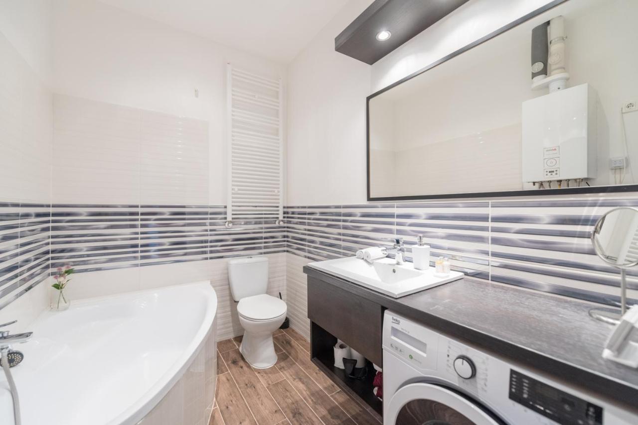 Oasis Apartments - Dohany Street I Budapeste Exterior foto